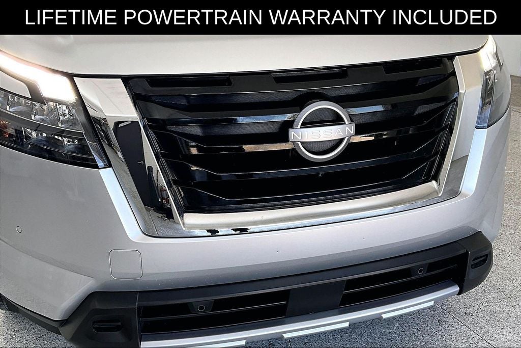 2025 Nissan Pathfinder Platinum