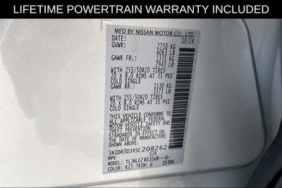 2025 Nissan Pathfinder Platinum