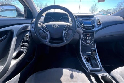 2014 Hyundai Elantra SE