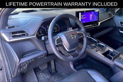 2025 Toyota Sienna Platinum 7 Passenger