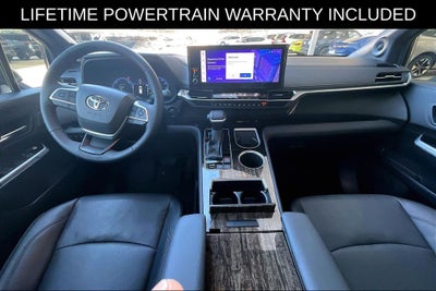 2025 Toyota Sienna Platinum 7 Passenger