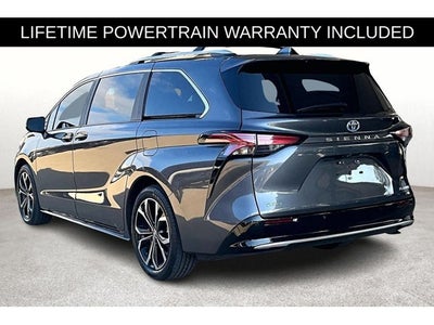 2025 Toyota Sienna Platinum 7 Passenger