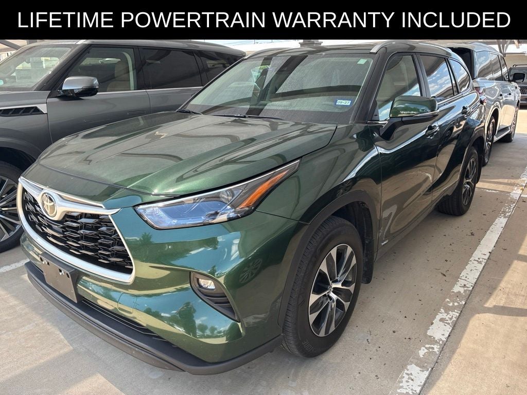 2025 Toyota Highlander Hybrid XLE