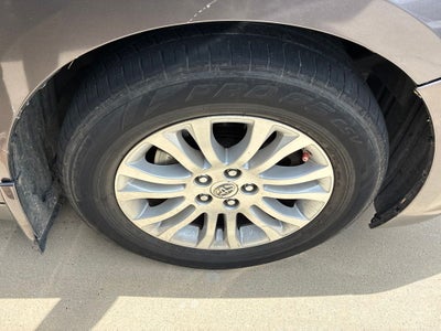 2013 Toyota Sienna XLE 8 Passenger