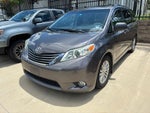 2013 Toyota Sienna XLE 8 Passenger