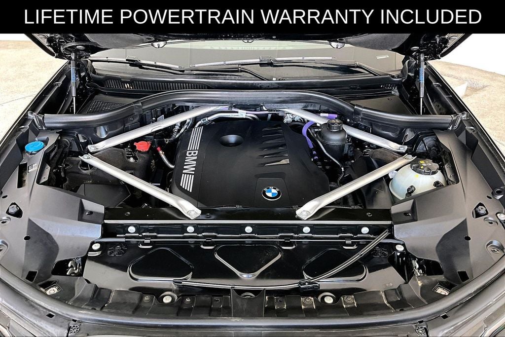 2025 BMW X7 xDrive40i