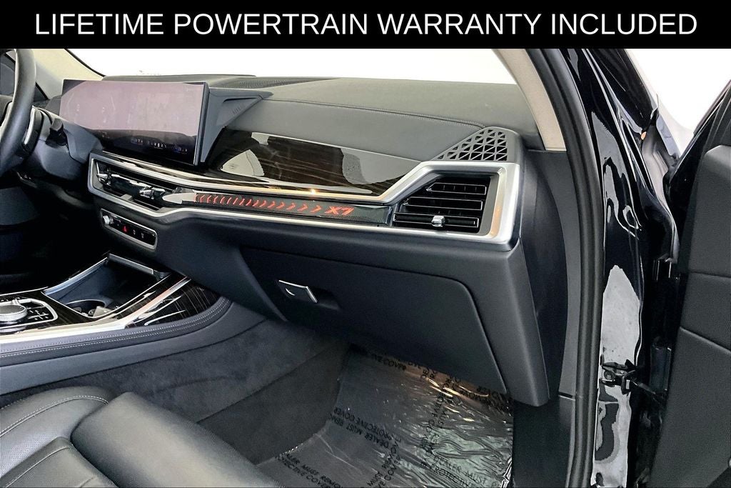 2025 BMW X7 xDrive40i