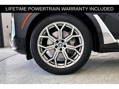2025 BMW X7 xDrive40i