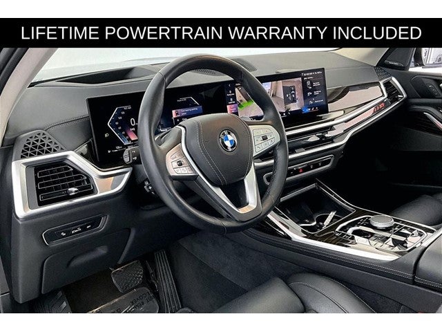 2025 BMW X7 xDrive40i