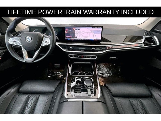 2025 BMW X7 xDrive40i