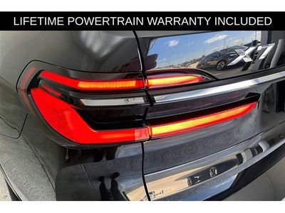 2025 BMW X7 xDrive40i