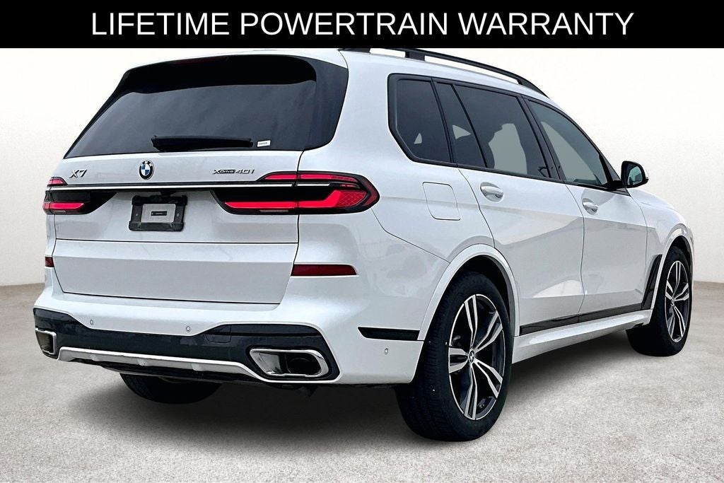 2025 BMW X7 xDrive40i M Sport