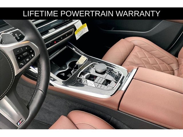 2025 BMW X7 xDrive40i M Sport