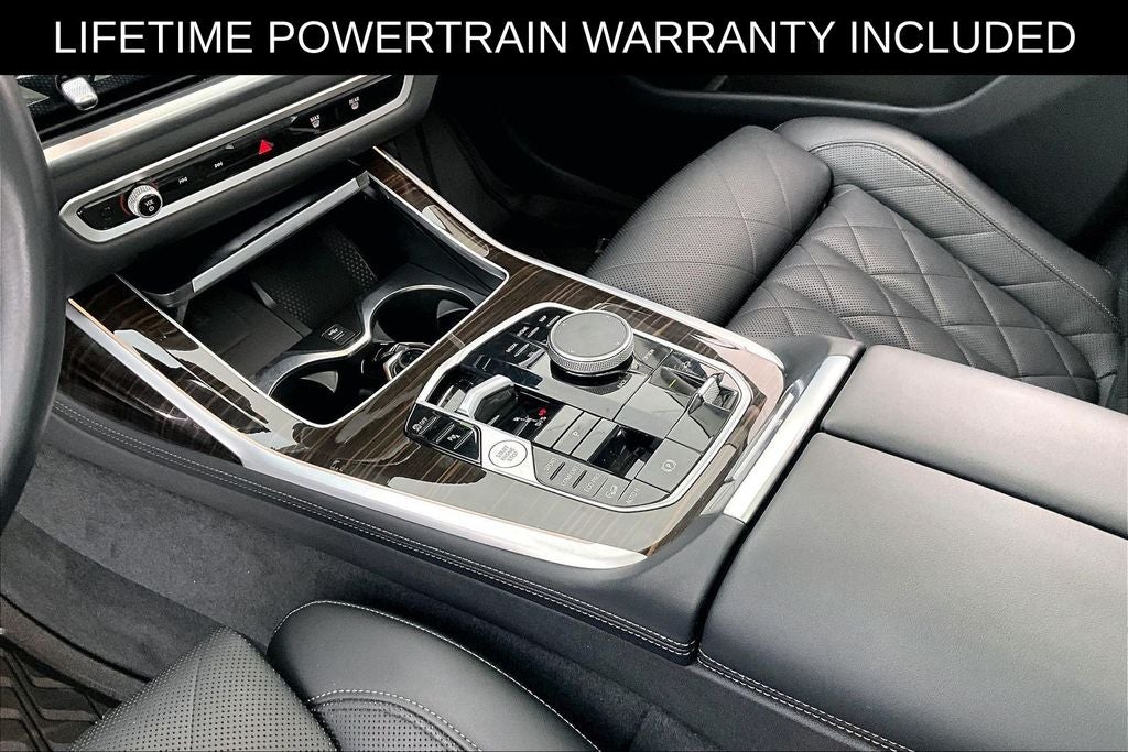 2024 BMW X7 xDrive40i