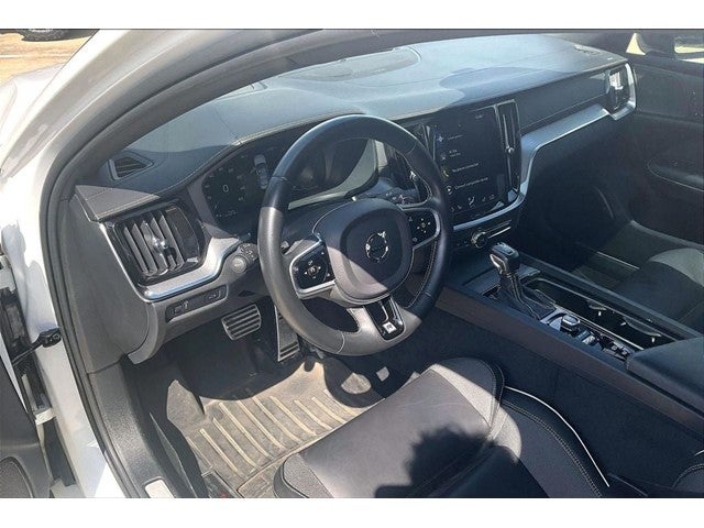 2020 Volvo S60 T6 R-Design