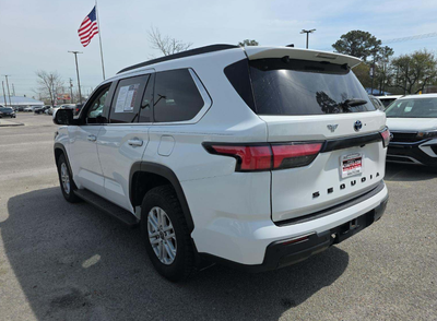 2023 Toyota Sequoia SR5