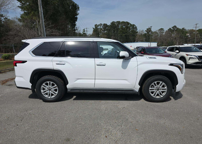 2023 Toyota Sequoia SR5