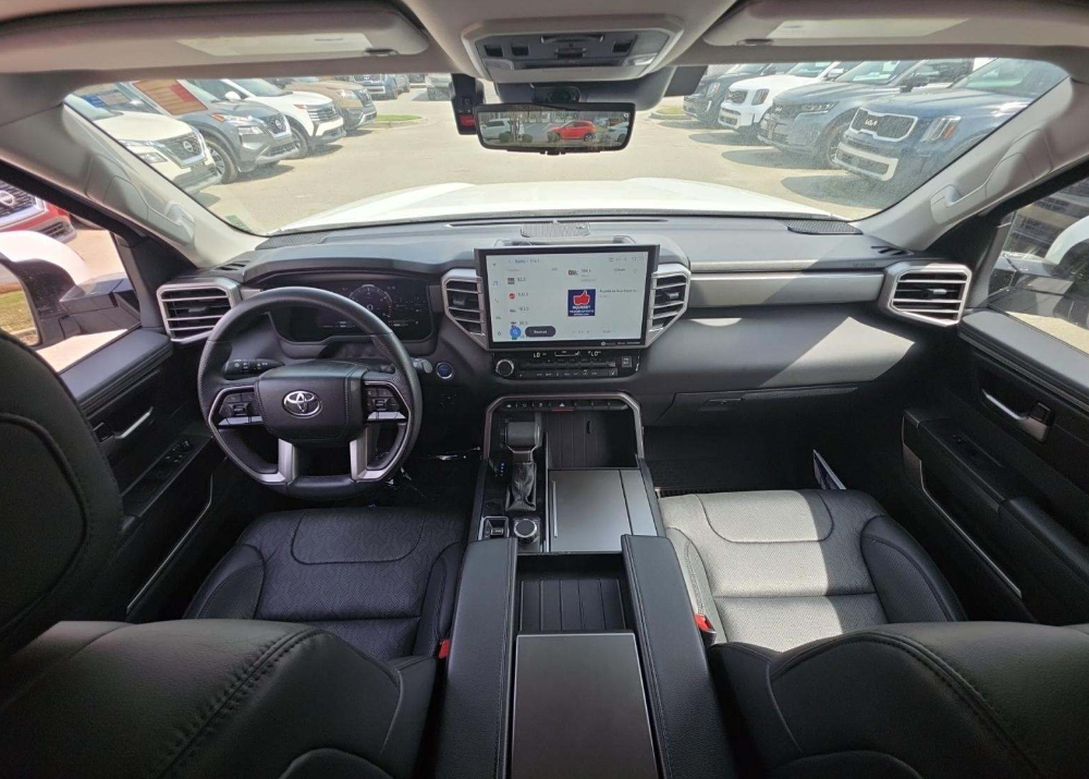 2023 Toyota Sequoia SR5