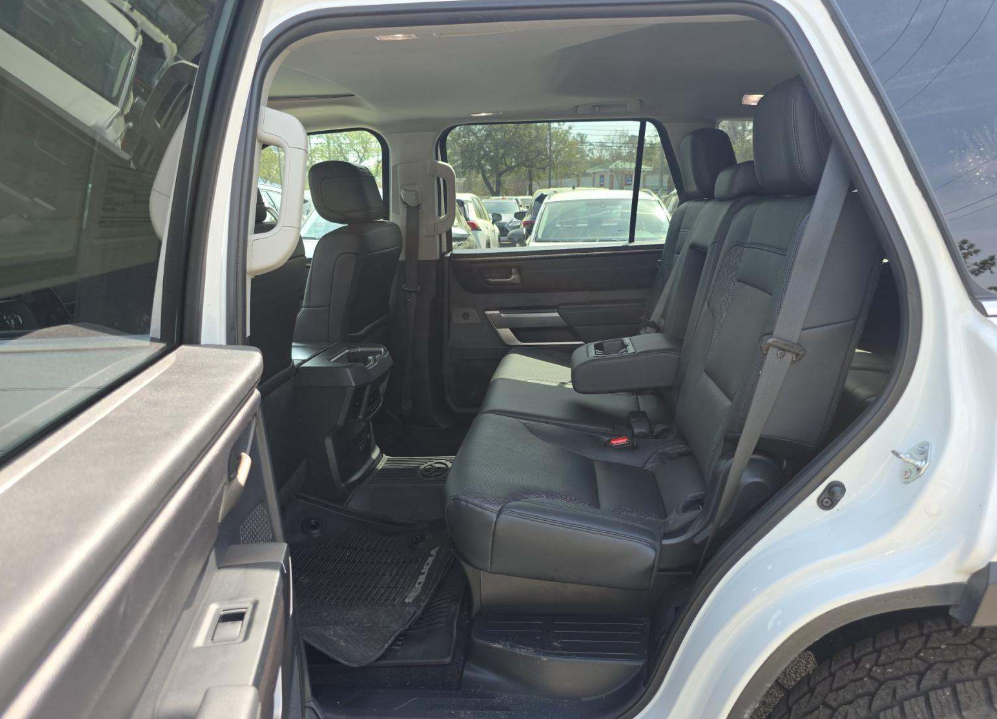 2023 Toyota Sequoia SR5