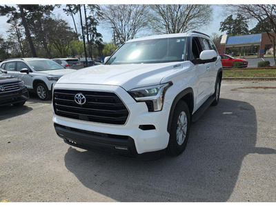 2023 Toyota Sequoia SR5