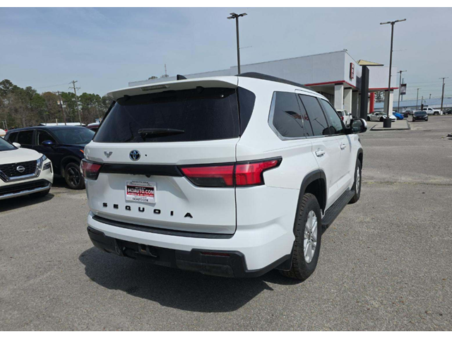 2023 Toyota Sequoia SR5