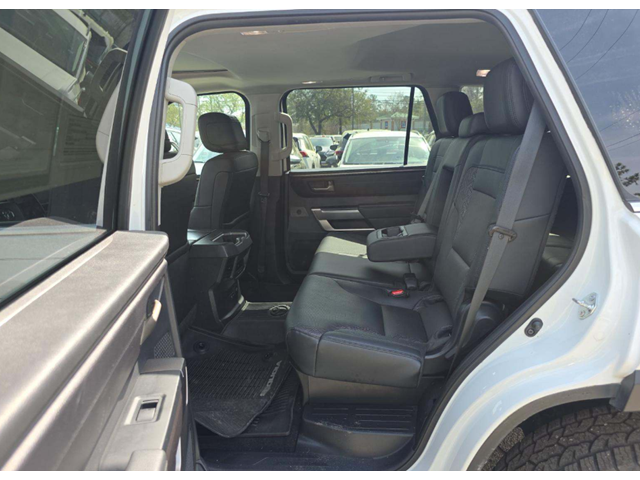 2023 Toyota Sequoia SR5