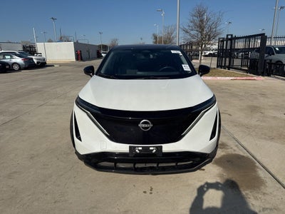 2023 Nissan Ariya VENTURE+