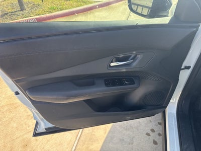 2023 Nissan Ariya VENTURE+