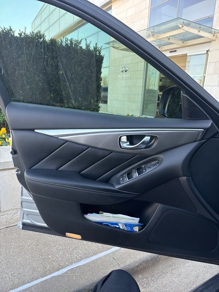 2015 INFINITI Q50 Premium