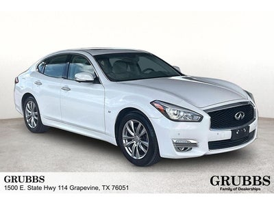2015 INFINITI Q70 3.7