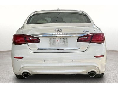 2015 INFINITI Q70 3.7