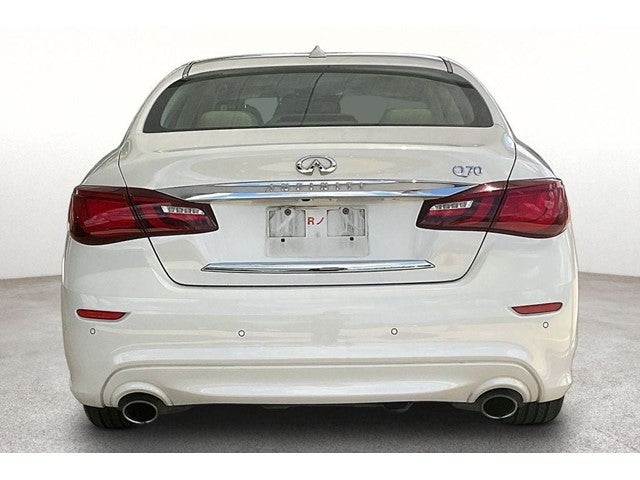 2015 INFINITI Q70 3.7