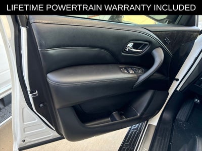 2023 INFINITI QX80 LUXE