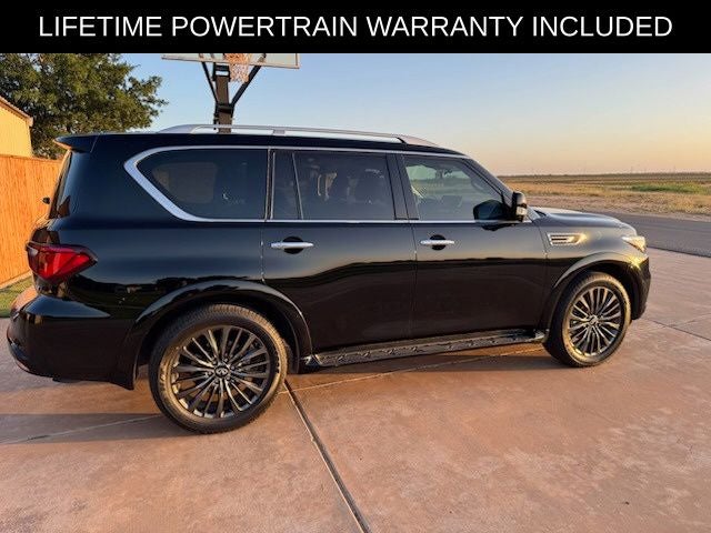 2023 INFINITI QX80 Premium Select