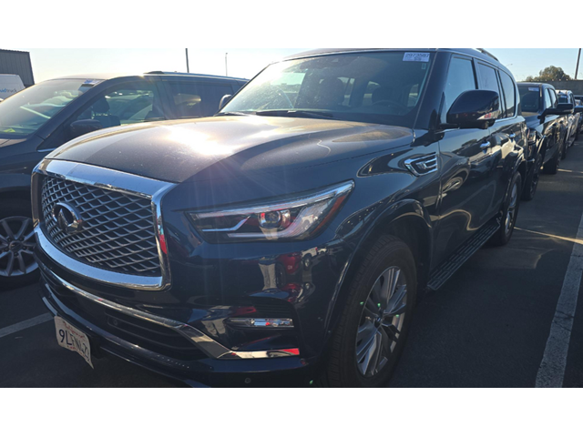 2024 INFINITI QX80 LUXE