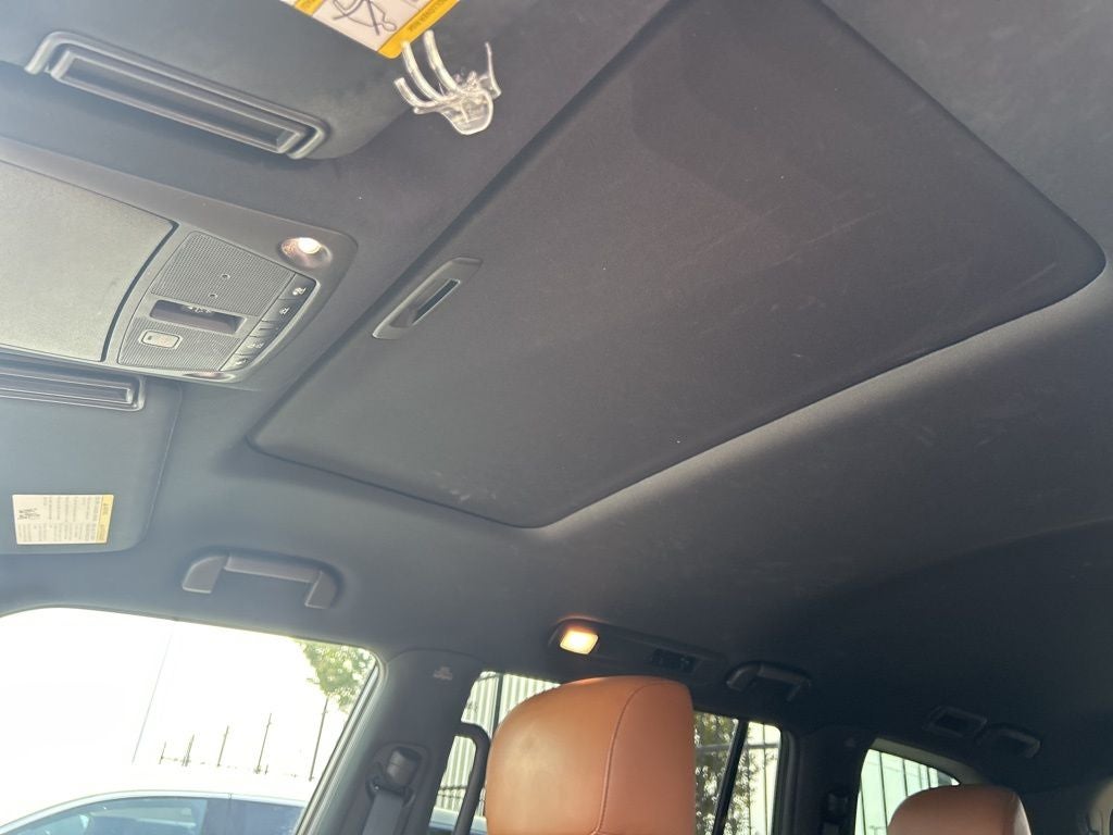 2023 INFINITI QX80 Sensory