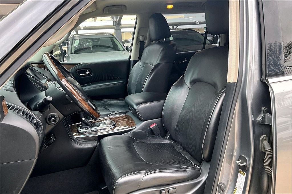 2016 INFINITI QX80 Base