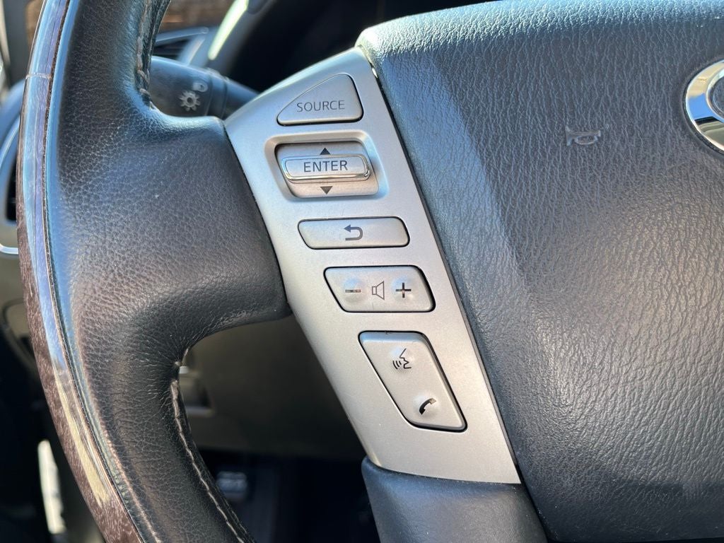 2017 INFINITI QX80 Base