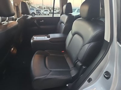 2017 INFINITI QX80 Base