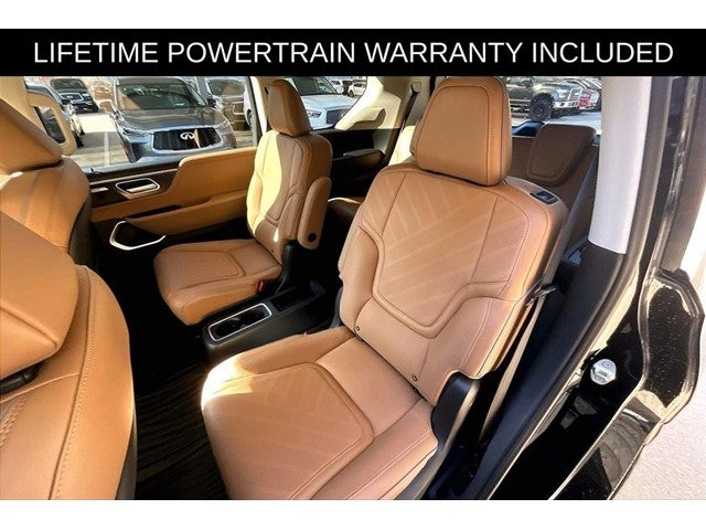 2026 INFINITI QX80 LUXE
