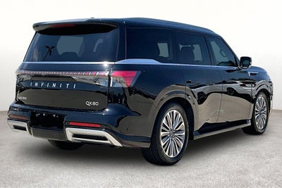 2025 INFINITI QX80 LUXE