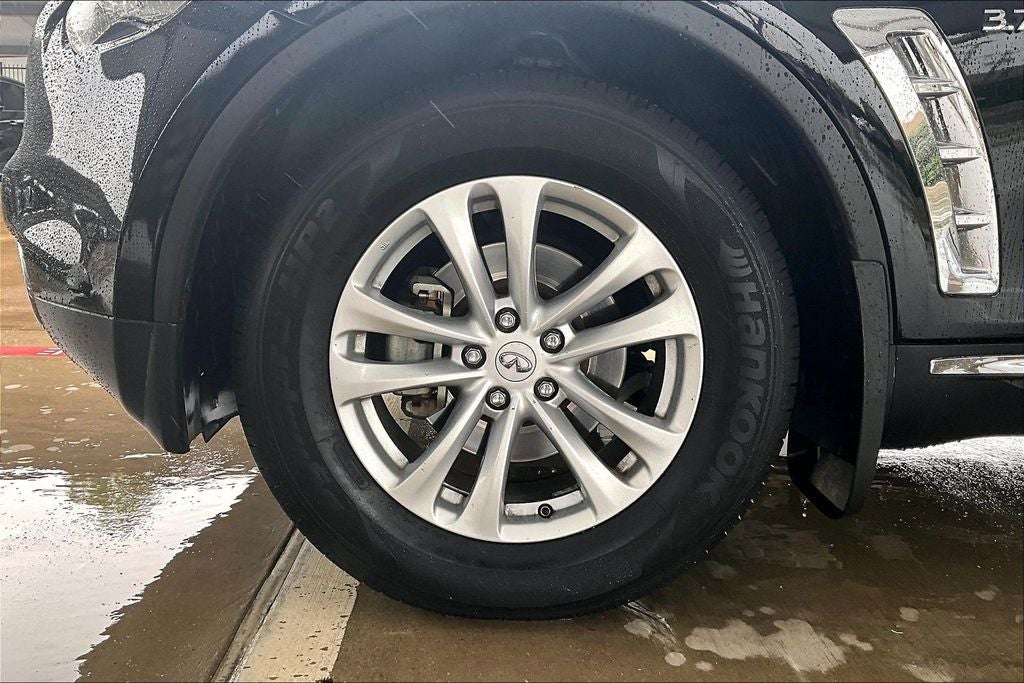 2017 INFINITI QX70 Base