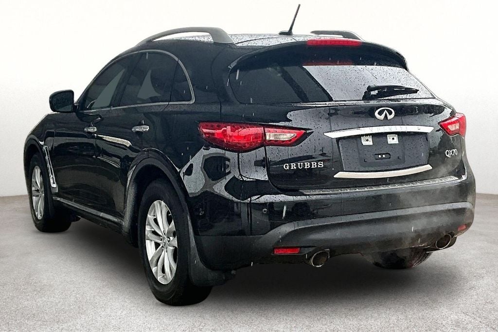 2017 INFINITI QX70 Base
