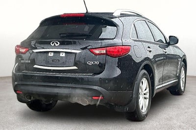2017 INFINITI QX70 Base
