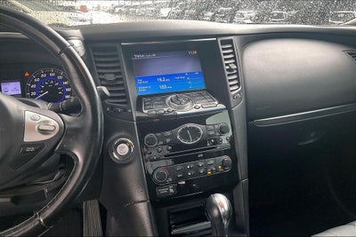 2017 INFINITI QX70 Base