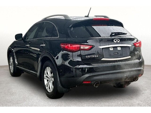 2017 INFINITI QX70 Base