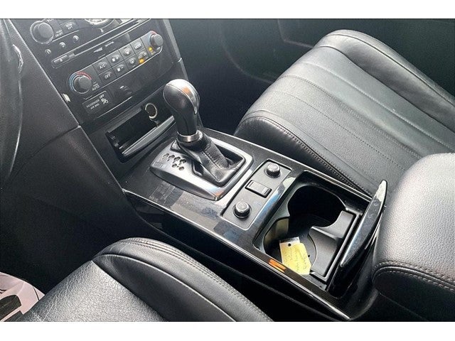 2017 INFINITI QX70 Base