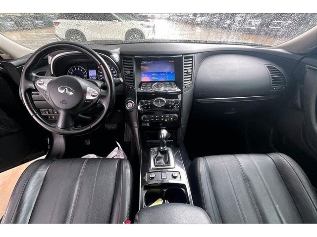 2017 INFINITI QX70 Base