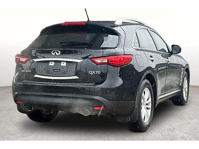 2017 INFINITI QX70 Base