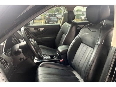 2017 INFINITI QX70 Base